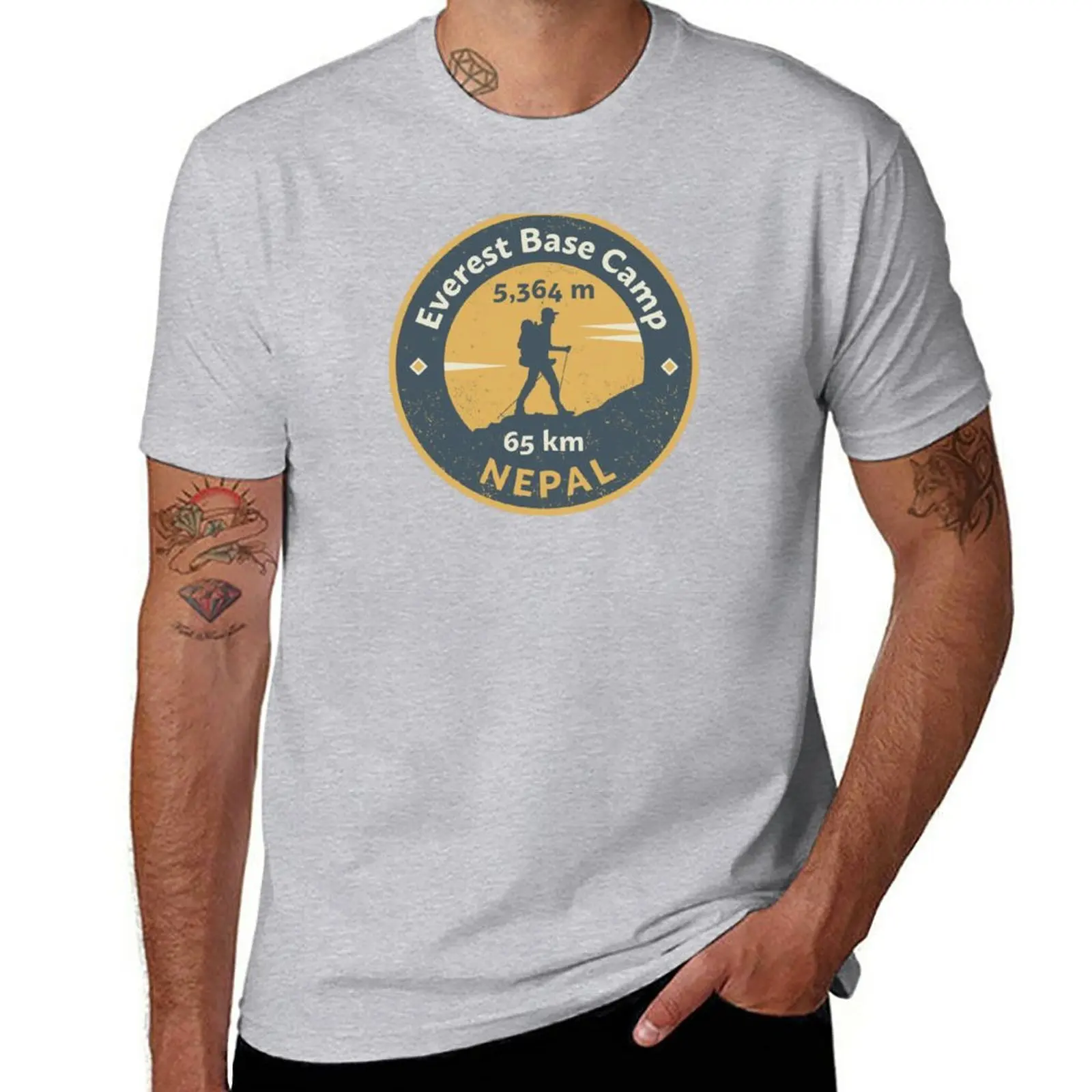 Crewneck Short Sleeve T Shirts - огляд і ціна Summer Everest Clothing